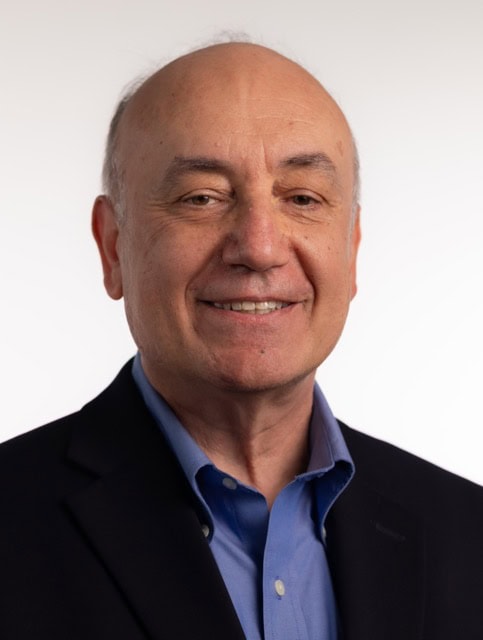 Senior researcher Berkman Sahiner, PhD, presenting at the SIIM Annual Meeting on medical imaging innovations.