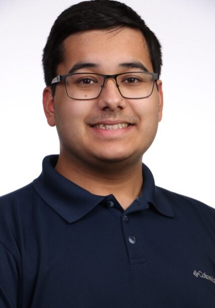 Portrait of Vedant Malik, a high school senior, attending the SIIM Annual Meeting 2023, showcasing young professionals in medical imaging and informatics.