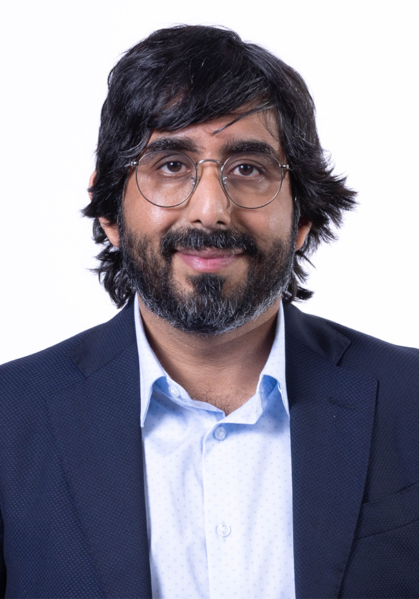 Professional speaker at the SIIM Annual Meeting 2023, showcasing medical imaging innovations and radiology advancements.