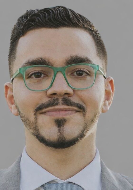 Innovative medical imaging professional attending the SIIM Annual Meeting, showcasing advancements in radiology and health informatics.